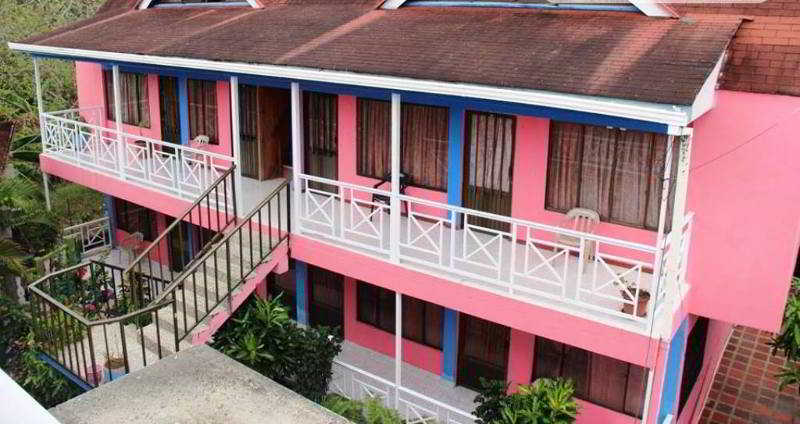Hotel El Encanto Fresh Water Bay Bagian luar foto