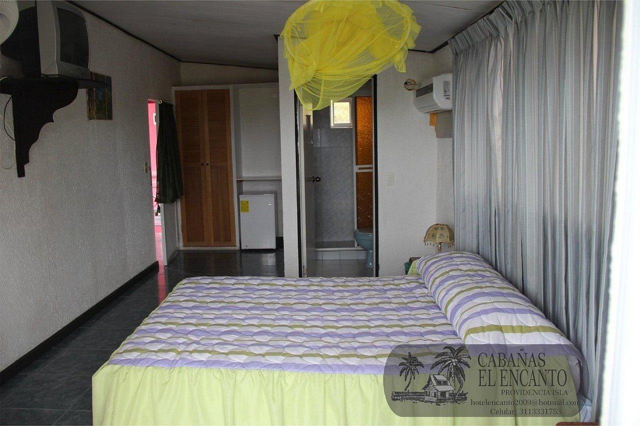 Hotel El Encanto Fresh Water Bay Bagian luar foto