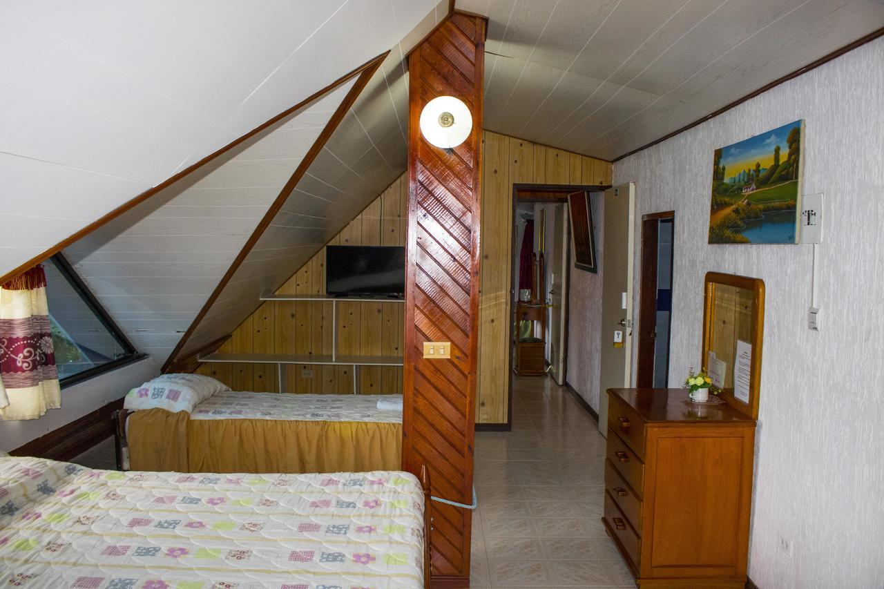 Hotel El Encanto Fresh Water Bay Bagian luar foto